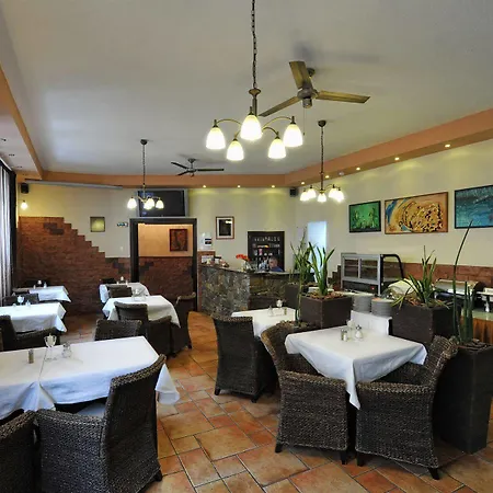 Arte Hotel 4*
