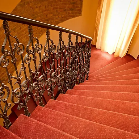 Arte Hotel 4*